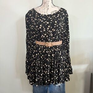 American Eagle Black Floral Open Back Boho Tunic Top Size M